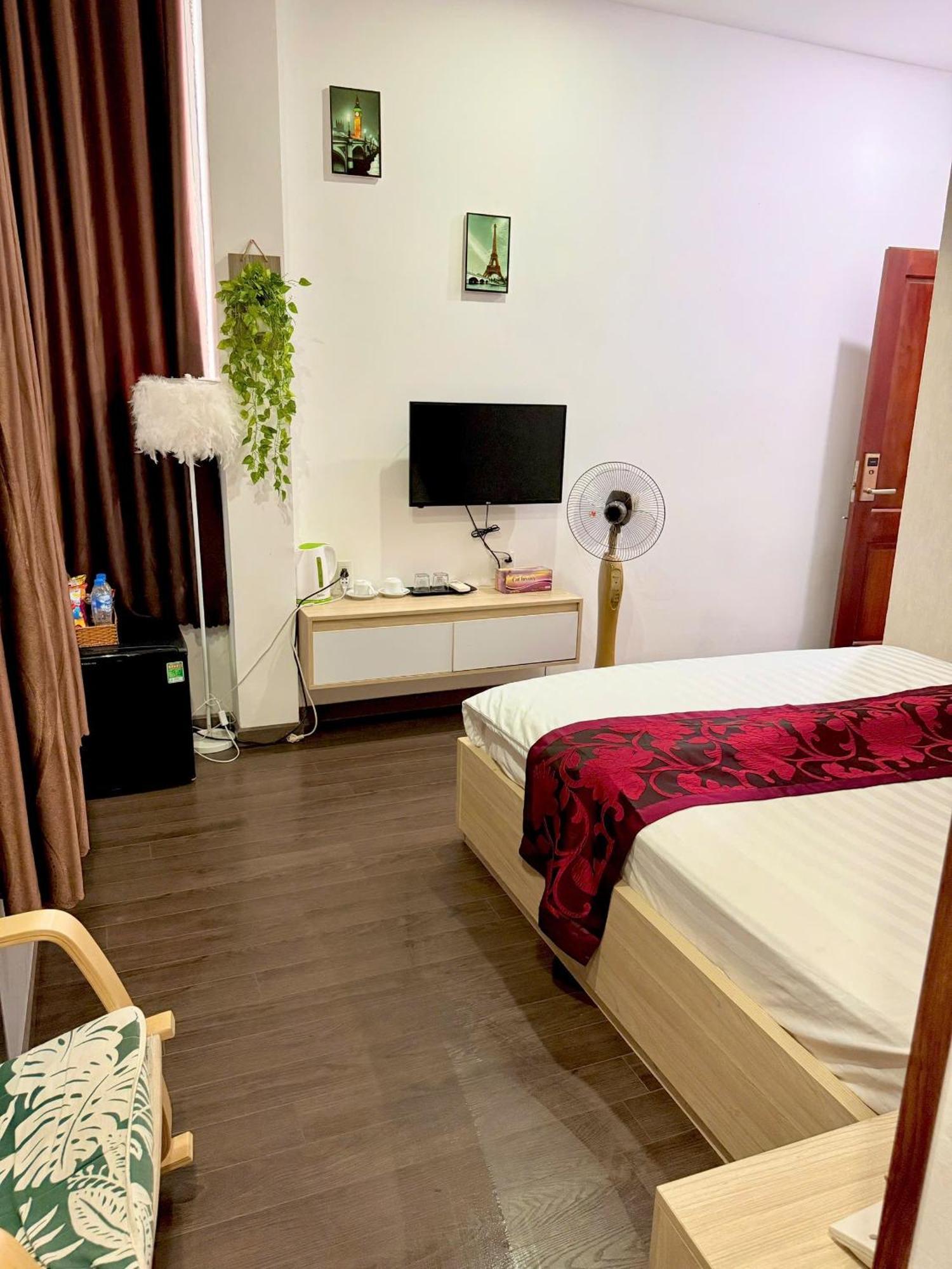 Phi Long Hotel Tuy Hoa Exterior photo